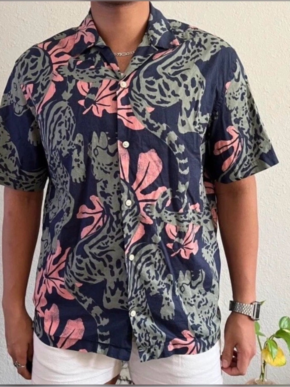 H&M Navy Floral Button-Up Shirt Size L